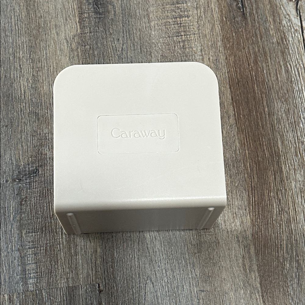 Caraway magnetic organizer holder